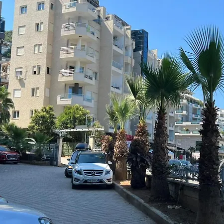 Apartment Ave