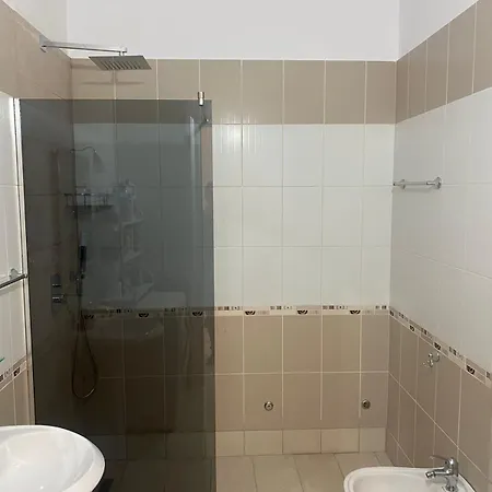 Ave Vlorë