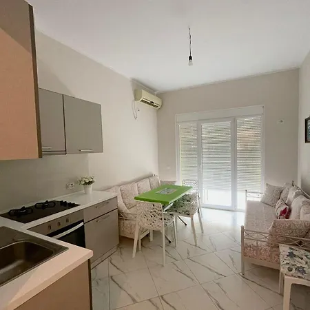 Ave Apartment Vlorë